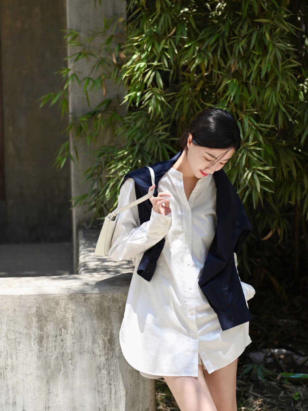 气质感|夏季基础款也能穿出高级感，衬衫配半身裙简单时髦，还能提升气质