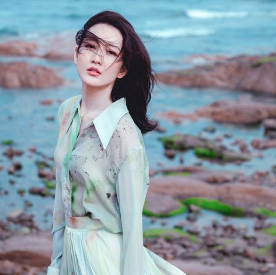 乘风破浪的姐姐|《姐姐》出事了,冠名商被王鸥告上法庭,舆论态势一边倒