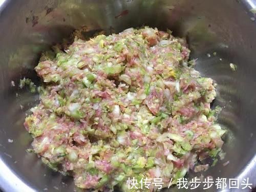 圆白菜|这饺子馅太稀罕了!饺子店不外传的配方,难怪吃着比家里香
