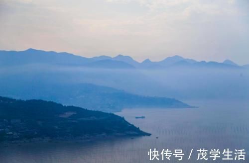 李煜&李煜水平很高的一首词,全文无一“怨”字,却句句有怨意