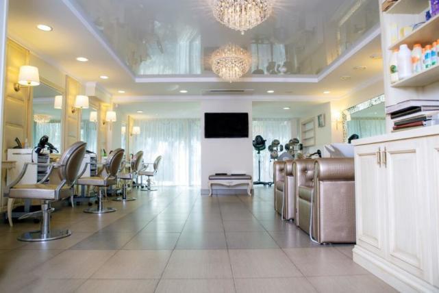 氨基酸|女人到40岁后，2种水果可劲儿吃，平稳过更年期，帮助保持容颜