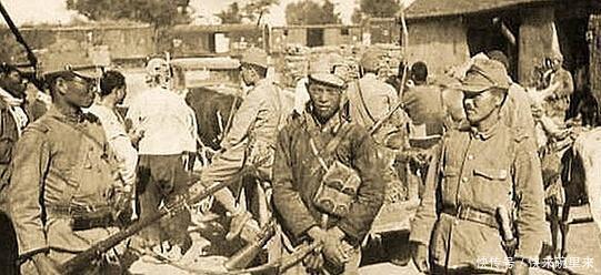 澡堂|在苏联的日本战俘,宁愿去捡土豆,也不愿意去女澡堂当工人!