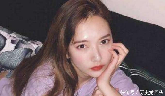 额头|女生符合这4个特征,不适合“披头散发”,会拉低颜值还显胖!