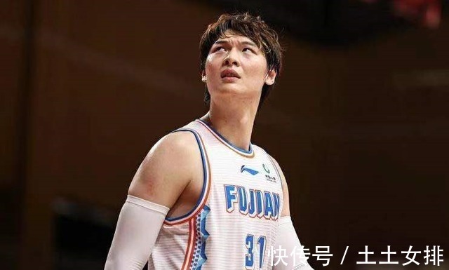 顶薪球员|CBA签下33名顶薪球员!2支球队无人入选,5支球队唱主角