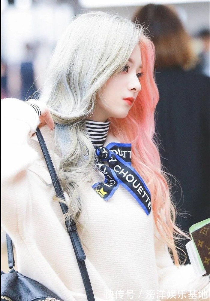 发色|“归国四女”约好换发色?孟美岐新发型超惹眼,程潇漫画脸好抢镜