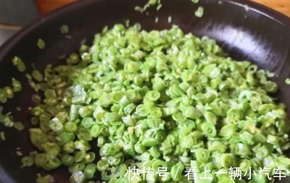 芸豆|六月包饺子这菜正合适,皮薄馅多特好吃,爽口开胃不油腻!真香!