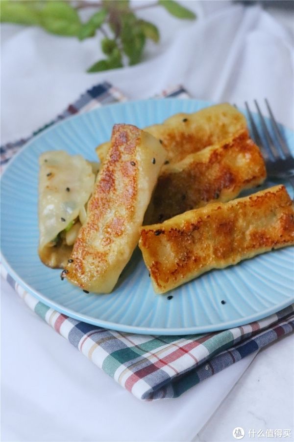 冬天就要这样吃早餐,酥脆好吃的锅贴,做法超简单