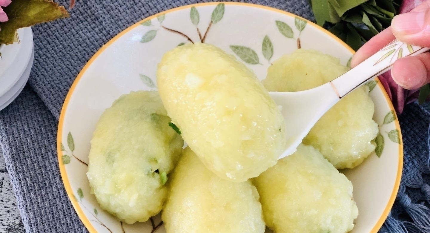 维生素c|每天吃2个它，胜过吃10个苹果，气色好显年轻，42岁人吃出少女脸