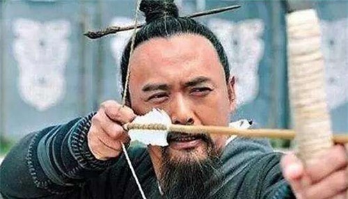 削铁如泥|古人锻造的宝剑为何能做到削铁如泥?史学家:因为削的根本不是铁