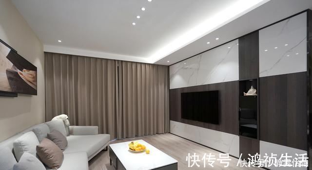电视墙|装修就学她家,舍弃电视柜后,不仅空间感增加了,还非常大气