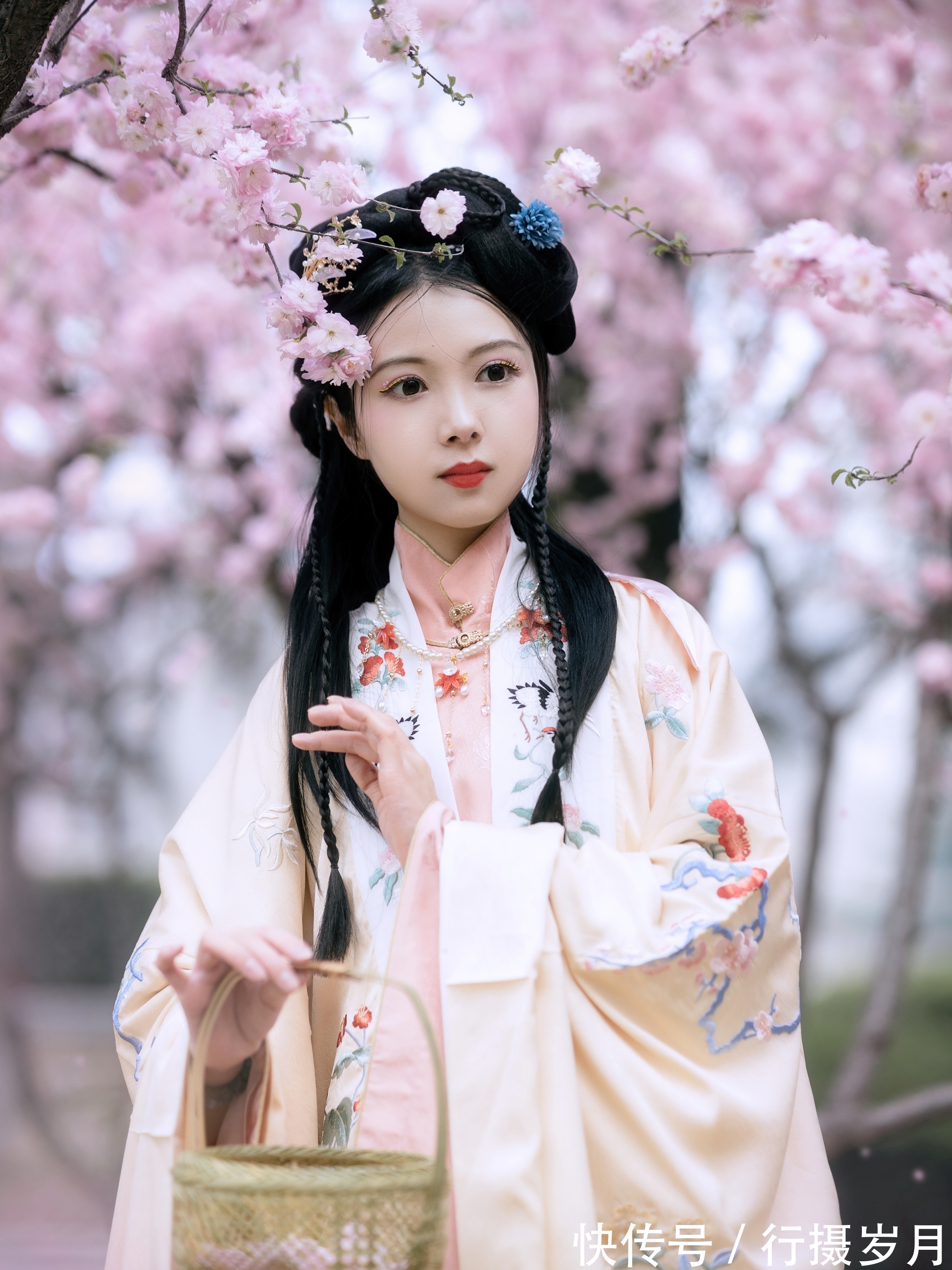 天涯!江南如梦,花似锦