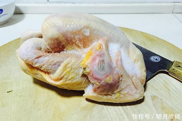 鸡冠中有毒，不能吃，是真的吗？鸡冠到底能不能吃？