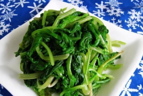 萝卜|多数人只吃根茎,其实叶子才是宝贝,现在正上市,不懂吃可惜了