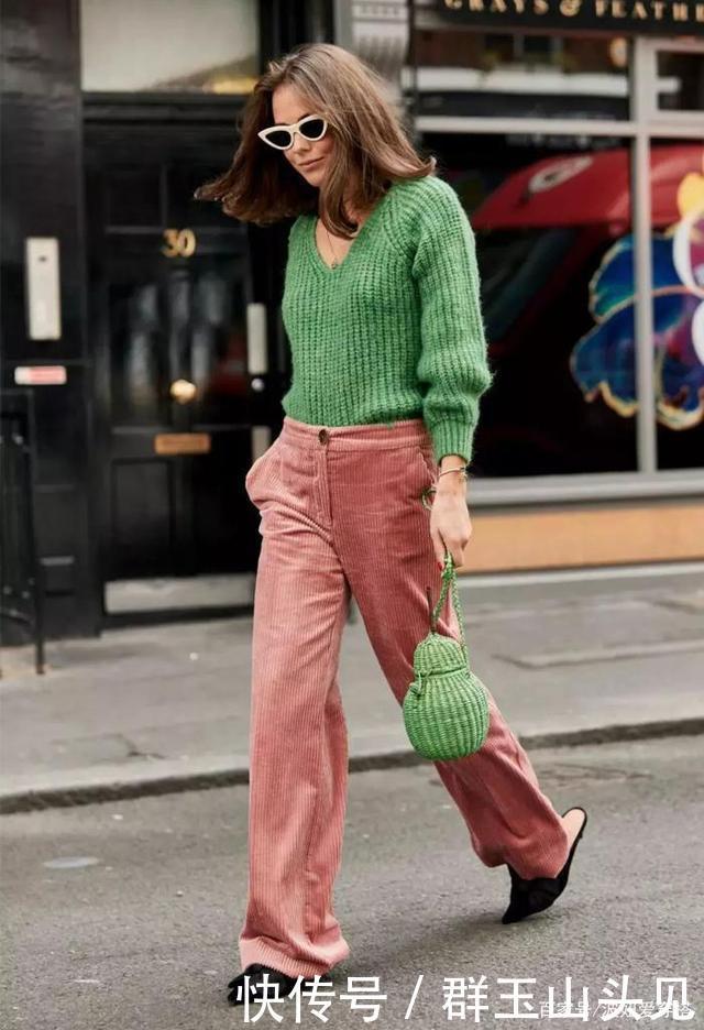 “奶奶裤”已经失宠,今年秋冬更流行“老妈裤”,时髦保暖还显高