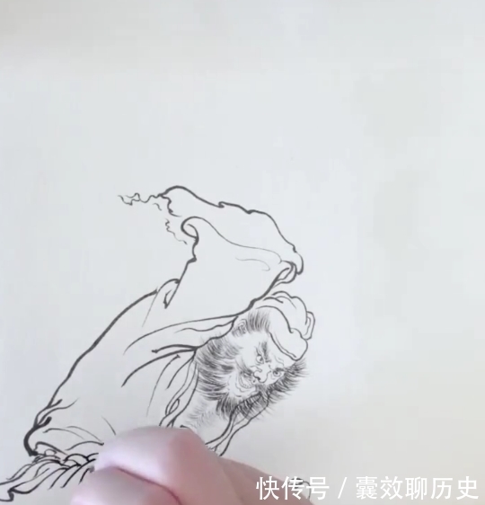 美术生画梁山好汉,笔法犀利惊呆众人,网友:别拉我,跪着舒服