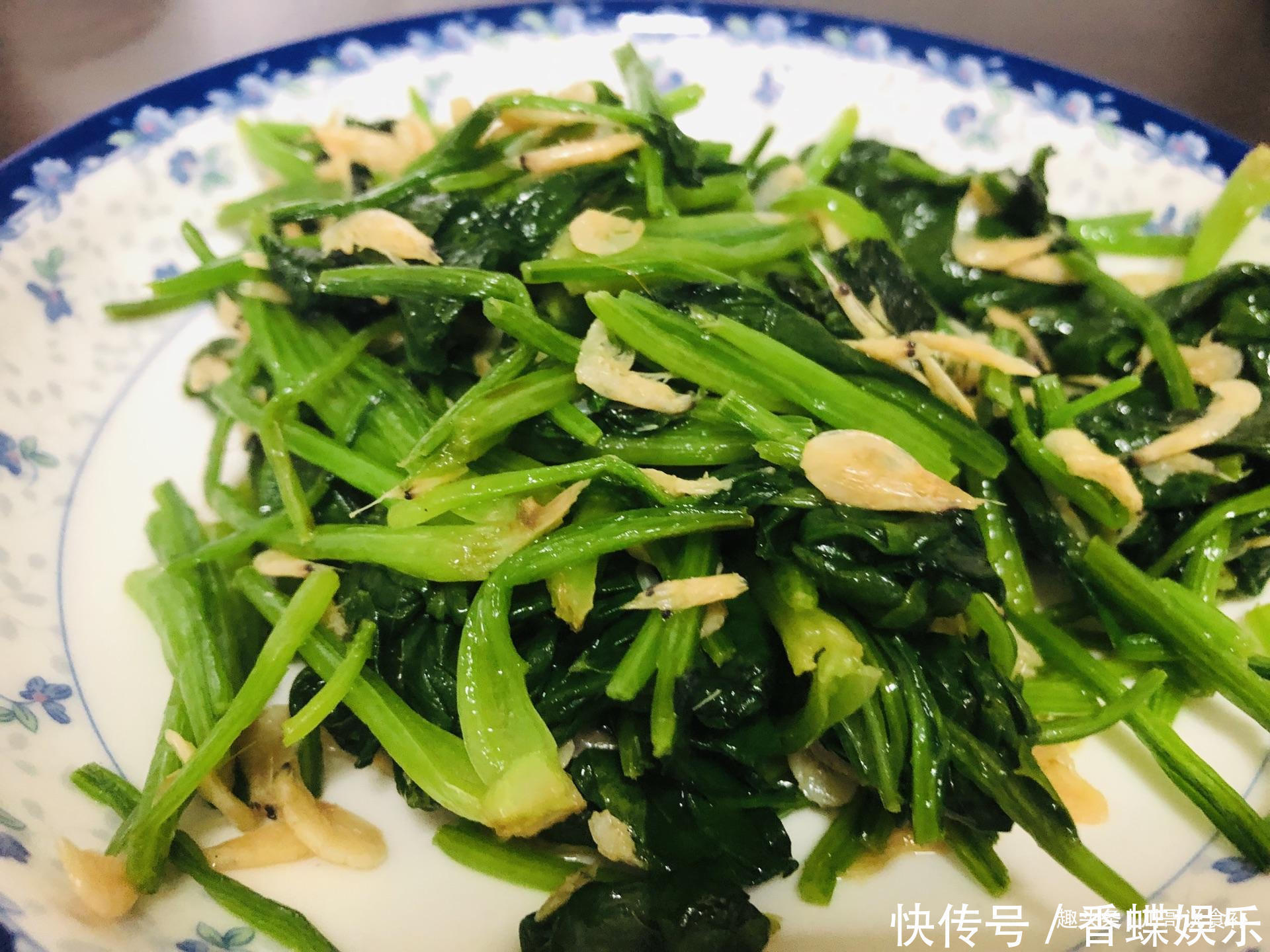 冬季,吃白菜不如吃它,每天炒一盘,等于“补钙库”,孩子长个头