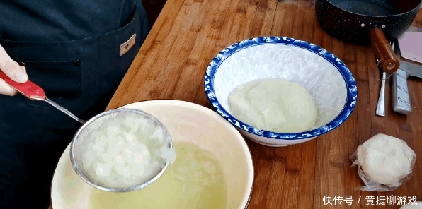 一碗面粉,1斤冬瓜,教你做皮脆馅香的老婆饼,每一口都酥到掉渣