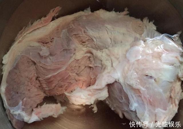 无论是炖牛肉还是羊肉,记住几个技巧,汤浓肉香,鲜美不膻不腥