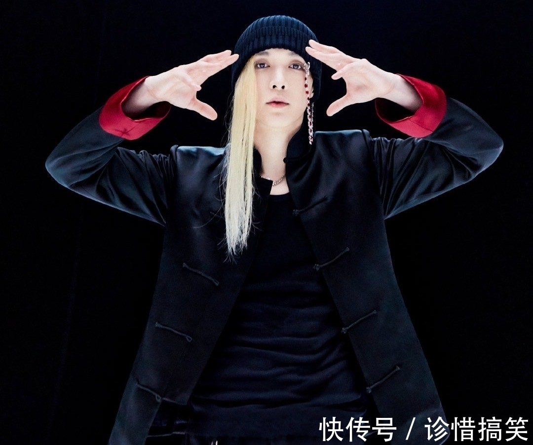 张艺兴|《披哥》成团夜直播取消，看到修改时间：张艺兴才是最大赢家