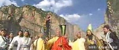 赵敏为何围堵六大门派?谜底被揭晓,若无张无忌她将称霸中原武林