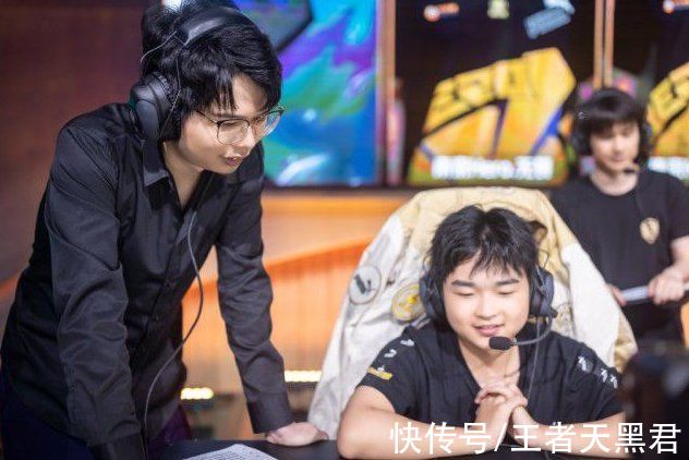 kpl|久哲离开hero后，已25天没登王者荣耀，回归遥遥无期，或彻底放弃