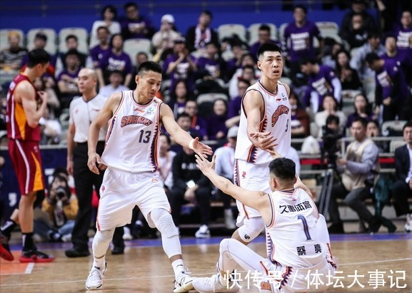 自由球员|李春江出手,辽篮总决赛克星被裁,CBA流浪汉失业,李秋平管不了