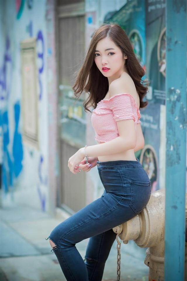 美女|街拍:爱运动的美女, 清新靓丽, 穿搭时尚有型又出众