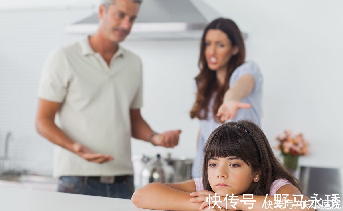 岳父母|父女吵架,爸爸去姥姥家住了十几天,笑坏了妈妈