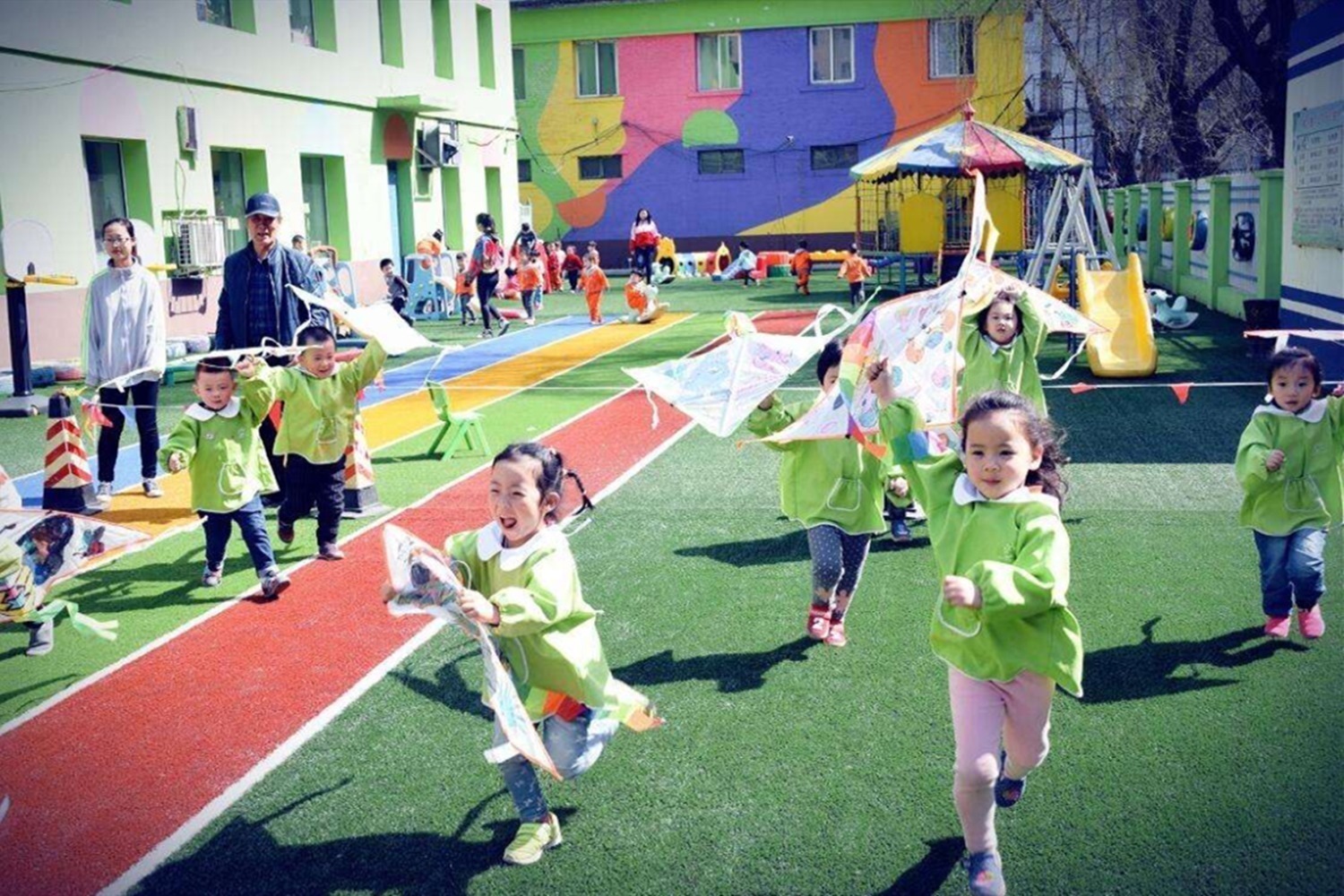 孩子|幼儿园亲子活动,要求家长做道菜,不想“百家宴”成了“鸡蛋宴”