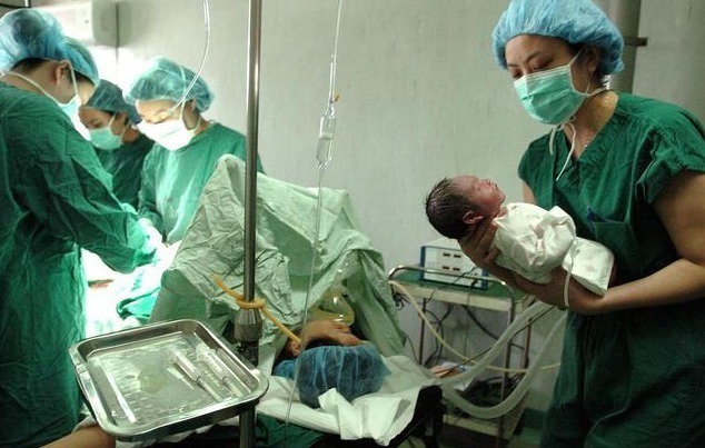 疤痕|为啥现在的剖腹产都不用“拆线”不“拆线”的利弊,孕妇要清楚