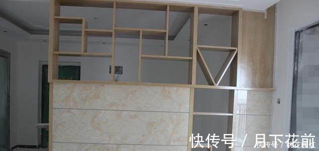 衣帽间|在客厅砌了半堵墙,亲戚朋友没一个支持的,如今装完全闭嘴了!