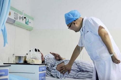 产检|医生让婆婆去外面等候，然后问出的问题，让孕妈满脸通红