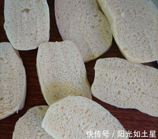 煎馒头片,剩馒头这样做,快手又好吃!