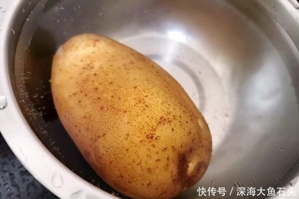 肉丝|土豆炒肉丝?薯条炒肉丝?一样的食材,动了手脚后,老少皆宜