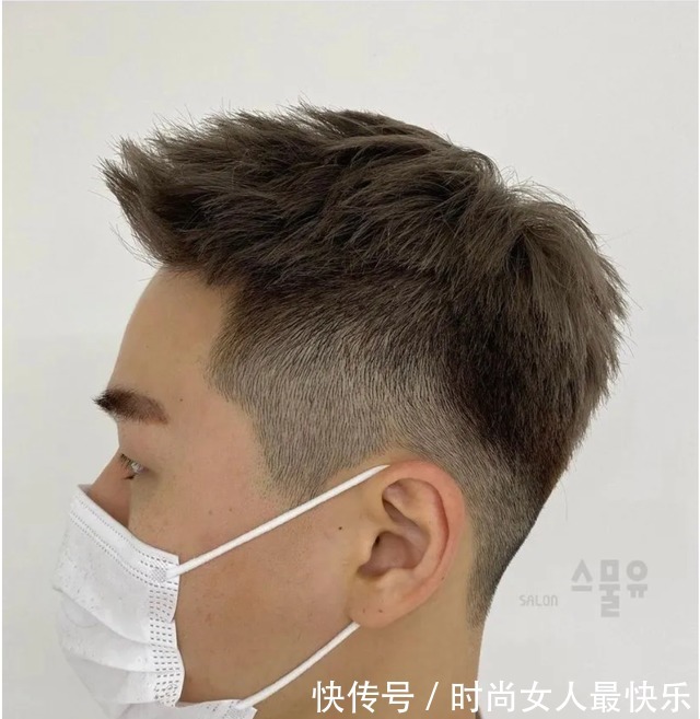 飞机头 受欢迎的男士发型有哪几种小寸头,飞机头,两侧铲短发型都不错!