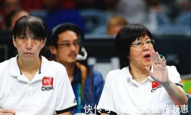 中國女排|退役后為中國女排工作22年，郎平助手賴亞文一共賺到多少薪水？