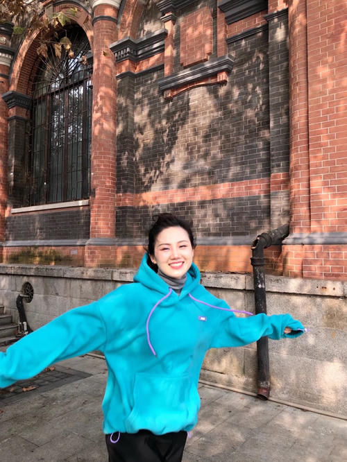 40岁的女人如何优雅地美下去？4点干货，提升你的精致度