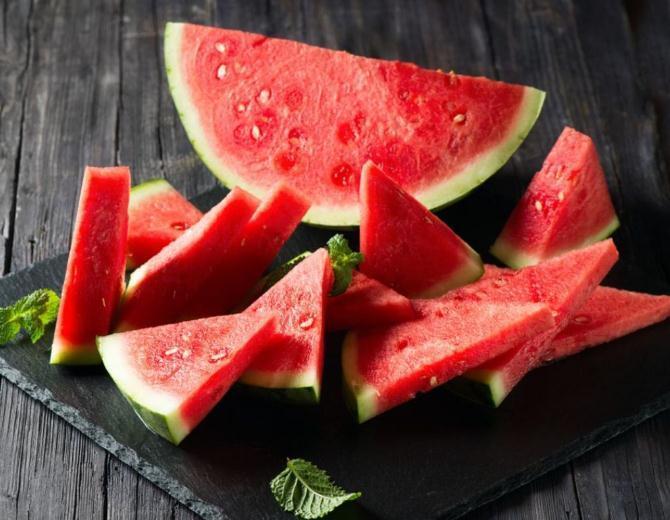 脾虚|入秋后,这5种水果少给娃吃,脾虚积食不消化,还影响发育