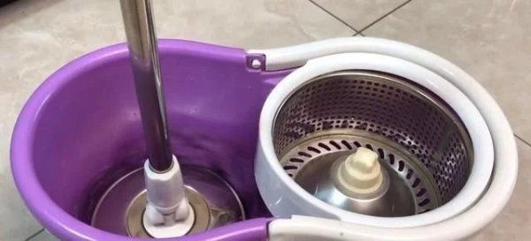 天天拖地还是脏教你一招,30天不用拖地,地面持久光亮不落灰