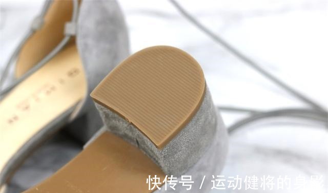 脚部 第一次给老婆买鞋，我是这样选的！