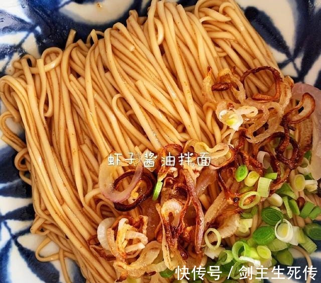 莉姐|黄磊晒了一碗面,瞬间点赞过万,被粉丝们称为面中上品,来看看