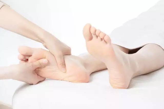 焦经|三焦不通,老病缠身!老中医4招,教你如何打通三焦!