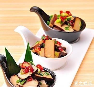 补钙|原来喝骨头汤不能补钙,提醒:真正补钙的3种食物,很多人不爱吃