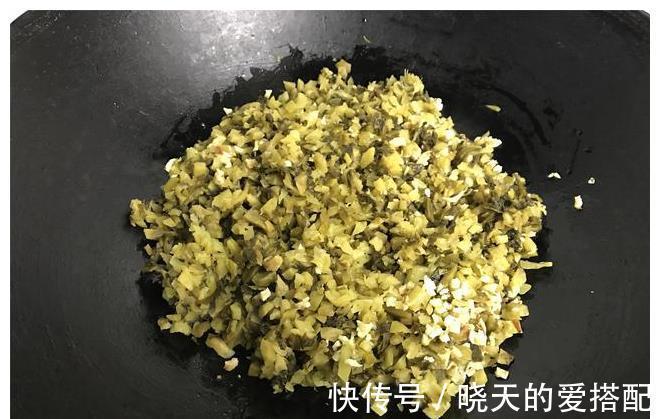 孩子|包子就馋这个馅,鲜咸开胃,比肉还好吃,出锅孩子一口气吃3个