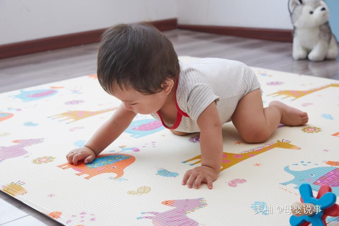 爬行期|从小就喜欢爬的孩子,在这点要优于别人,后天再努力也没用