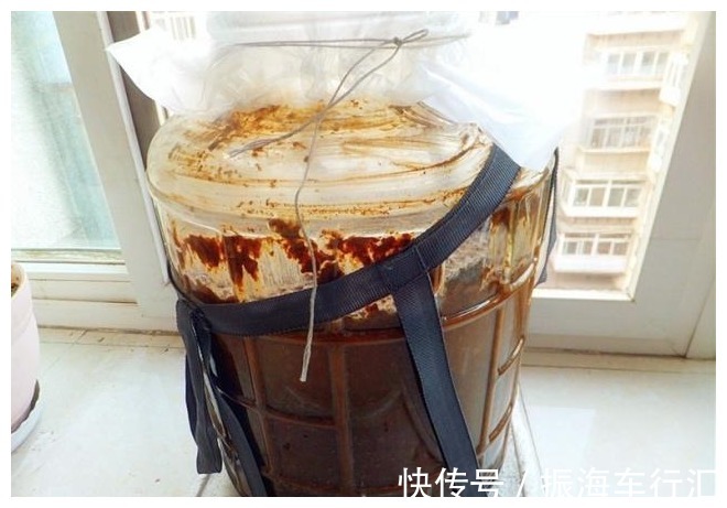 纱布|酱油不用买了,2分钟教你在家做,零添加零失败,酱香浓郁又健康