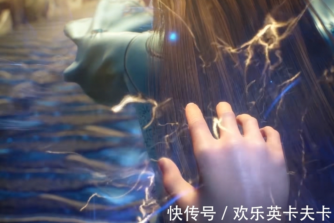 宁荣荣|斗罗大陆:唐三为了避嫌推着宁荣荣通过海神之光,已婚男人的自觉