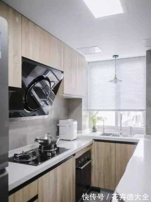 邻居|老公坚持主卧不装“衣柜”，邻居不理解，完工后悔没效仿，晒晒！