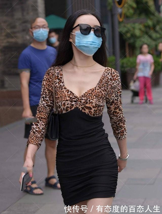 单品 豹纹图案修身裙,分享一些搭配指南,帮你轻松避免误区!