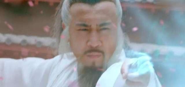 姜太公|闻仲在封神中拒不下跪,为何本领低微的姜太公只说13字,他就臣服